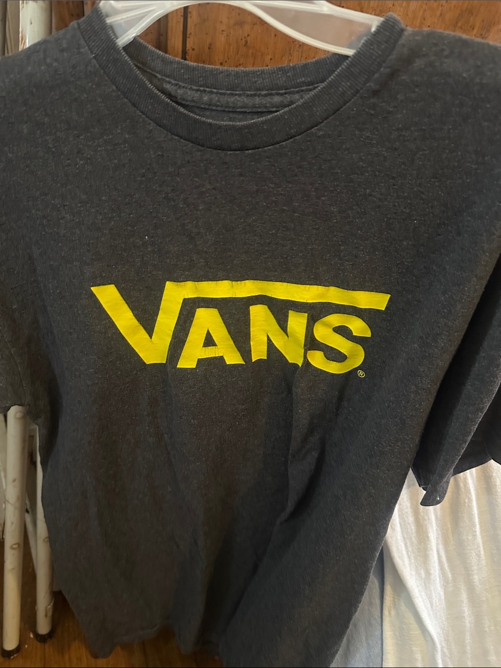 Vans Grey Tee with Yellow Logo Large Unisex Good Condition